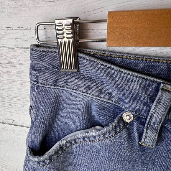 We the Free Jeans Womens Size 27 Light Wash Dylan High Rise Distressed Cropped - Picture 12 of 16